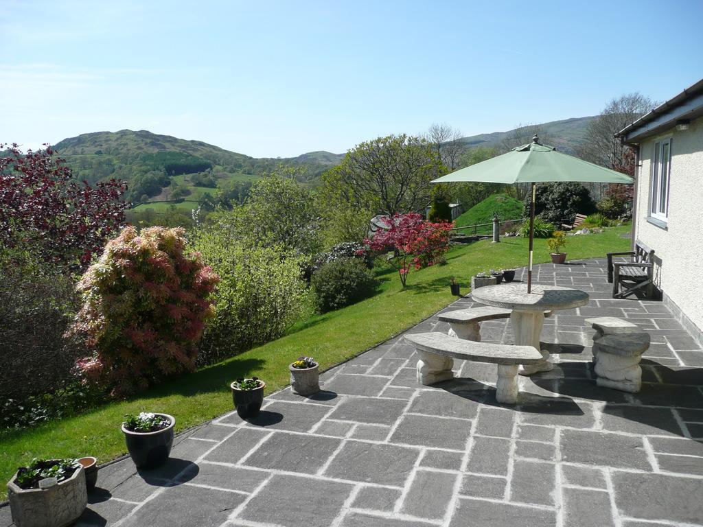 Heulwen Guest House Dolgellau Exterior photo