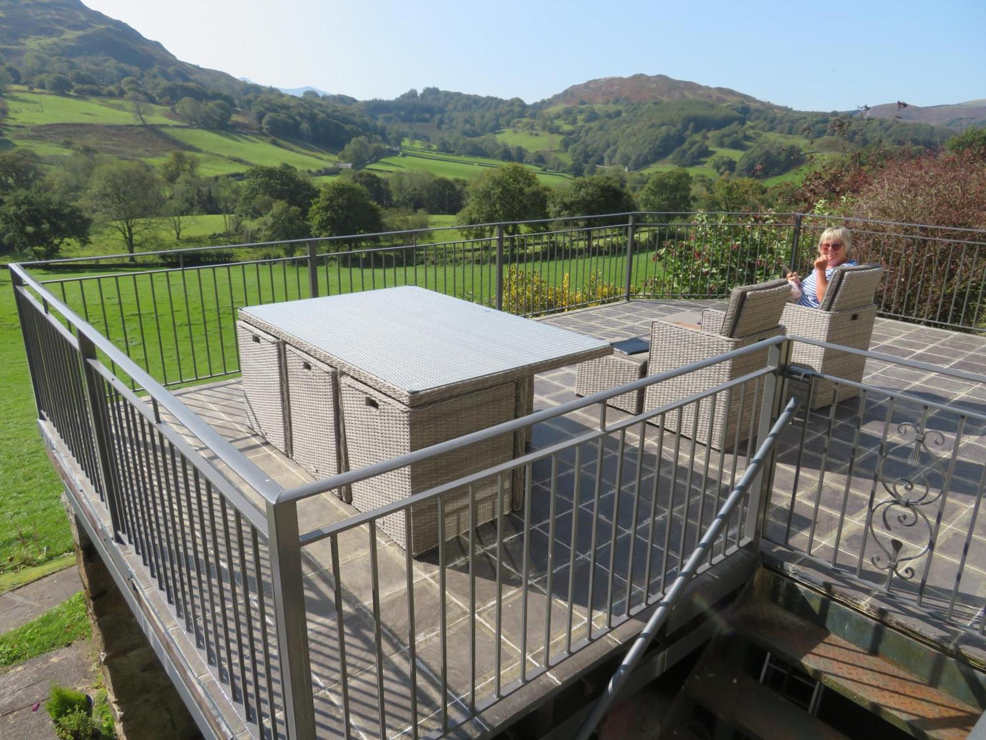 Heulwen Guest House Dolgellau Exterior photo