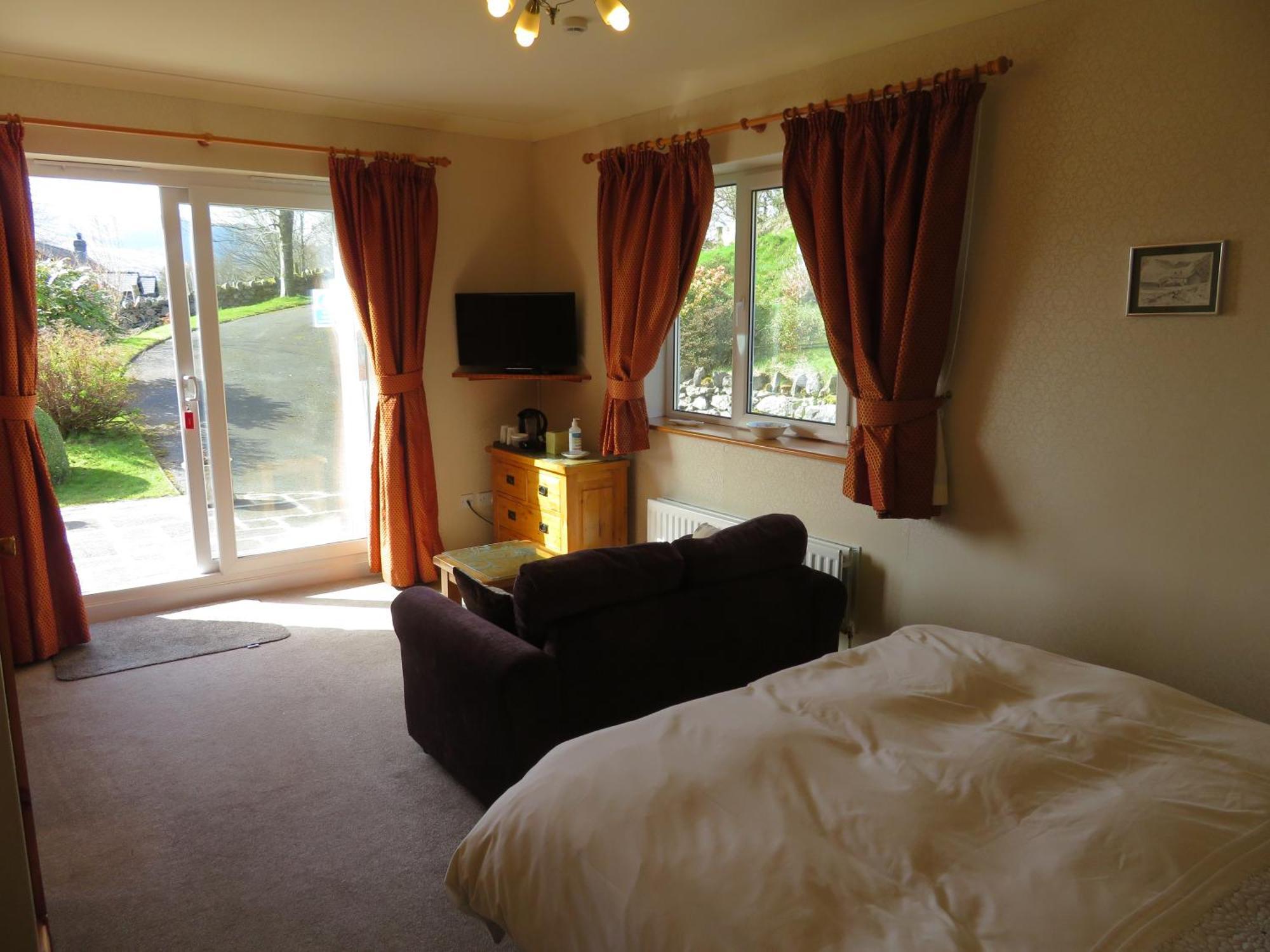 Heulwen Guest House Dolgellau Exterior photo