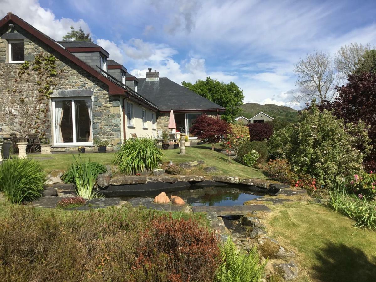 Heulwen Guest House Dolgellau Exterior photo